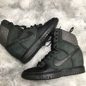 RARE Nike Dunk Sky Hi SneakerBoot 2.0 Women's Black Boots size 7